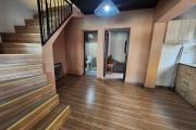 À louer une villa meublée contemporaine à étage de type F4 avec piscine non loin de l'école primaire française C et l'école Georges Brassens sise à Ambohibao. (NON DISPONIBLE)