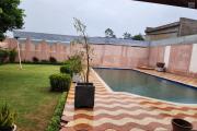 À louer une villa non meublée à étage de type F6 avec piscine  non loin de l'aéroport et l'école primaire française C à Ambohibao (NON DISPONIBLE)