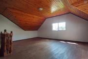 PRIX EN BAISSE!!!A vendre, une grande villa à étage F7 sur 856 m2 de terrain sise à Ambatoroka- Antananarivo
