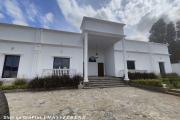 Vend un propri&eacute;t&eacute; avec deux villa plain-pied neuve mitoyennes &agrave; mandrosoa ivato . Contact Mr Jacky