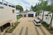 OFIM immobilier loue une villa F6 meublée équipée sur Ambohijanahary Ivato dans un quartier calme et résidentiel. NON DISPONIBLE
