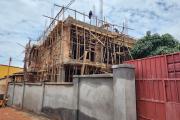 Opportunité Exceptionnelle. A vendre : superbe appartement neuf de type T4 à Mamory Ivato non loin de l'aéroport international avec plusieurs accès via les nouvelles rocades Tsarasaotra, Ambohitrimanjaka et la RN4 Ambohibao. CONTACT Mr JACKY 034 02 443 04