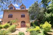 OFIM Immobilier loue une Villa F7 sur Ambohitrarahaba pour usage habitation ou bureau. NON DISPONIBLE