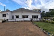 Occasion à saisir pur une propriété de 1870m2 avec une villa F6 et un bâtiment de 3 étages au tarif sacrifié sur Anosy Avaratra.