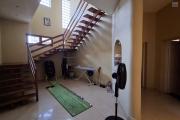 OFIM immobilier offre en location une charmante villa F5 entièrement meublée dans une résidence sécurisée 24/24 à Ivato.DISPOIBLE