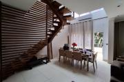 OFIM immobilier offre en location un T4 semi meublé en duplex à 5min d'Ivandry dans une résidence sécurisée H24