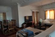 vente appartement T4 avec 4 places de parking à Ambohipoa