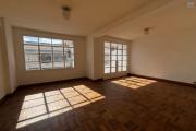Un appartement T3 environ 90m2 sécurisé à Tsaralalana
