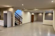 Une villa F5 avec piscine à Mandrosoa Ivato ( CONTACT LALAINA 0340858376 )
