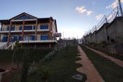A VENDRE Spacieuse villa de type F9 sur un terrain de 1500m2  avec vue imprenable à Manazary Ilafy