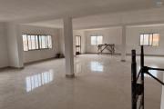 OFIM Immobilier offre en location un bâtiment de 4 étage au surface totale de 750m2 en bord de route sur analakely à usage de bureau ou commercial