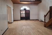 Villa F4 en location sur Ambohitrarahaba à environ 2 minutes de la route principale et moins de10min du lycée français