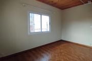 A louer, appartement T4, neuf, à l'étage sur Itaosy- Antananarivo
