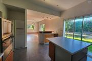 À LOUER - Villa de standing F6 avec piscine à Ambohibao