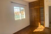 Un appartement T4 sécurisé à Ampandrianomby