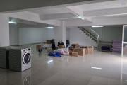 OFIM Immobilier offre en location un entrepôt  de 480m2 en deux niveaux sur ambolokandrina à environ 30min du centre ville.