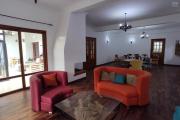 A LOUER Villa F6 dans un quartier résidentiel à 7mn à pieds du lycée Français a Ambatobe, Contact Francia  0340221869