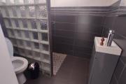 A LOUER Villa F6 dans un quartier résidentiel à 7mn à pieds du lycée Français a Ambatobe, Contact Francia  0340221869