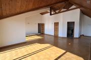 OFIM immobilier loue un appartement T3 sur la haute ville, à 10 minutes d'analakely.