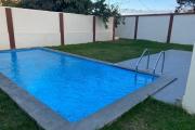 OFIM immobilier loue une villa F6 sur Ambatobe avec parking et piscine.