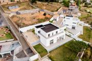 PRIX EN BAISSE!!!Belle villa neuve d'architecture moderne F6 sur 1250 m2 de terrain sur  Ilafy Andranovelona - Antananarivo