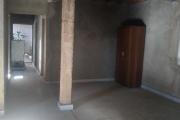 OFIM Offre une maison en cours de finition en vente sur Betongolo. Parfaite pour bureaux, commerce ou habitation. Prix exceptionnel à saisir immédiatement !