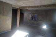 OFIM Offre une maison en cours de finition sur un terrain de 468m2 en vente sur Betongolo. Parfaite pour bureaux, commerce ou habitation. Prix exceptionnel à saisir immédiatement !