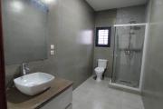 A VENDRE une villa  neuve  de 200m2 habitable avec piscine sur 420m2 a Manadriana Ambatobe