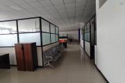 À LOUER – SPACIEUX LOCAL COMMERCIAL OU PROFESSIONNEL DE 1500m2 À ANOSIZATO