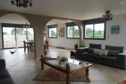 Un grand appartement T4 meublé à Ivandry ( CONTACT LALAINA 0340858376 )