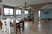 Un grand appartement T4 meublé à Ivandry ( CONTACT LALAINA 0340858376 )