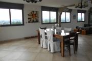 Un grand appartement T4 meublé à Ivandry ( CONTACT LALAINA 0340858376 )