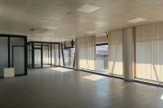 Des bureaux de 167m2 et 204m2  &agrave; Andraharo ( CONTACT LALAINA )