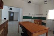 A louer, villa F5 à étage sise à Ambohimirary- Antananarivo (contact Felana 0341654755)