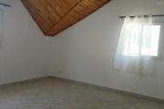 A louer, villa F5 à étage sise à Ambohimirary- Antananarivo (contact Felana 0341654755)