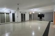 Une villa F6 avec piscine à Nanisana ( CONTACT LALAINA 0340858376 )