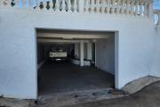 À LOUER - villa à étage F5 avec piscine à Ankadindravola Ivato. Contact Mr Jacky 034 02 443 04