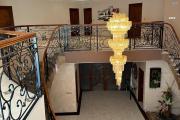 A LOUER Spacieuse villa F8 près de la résidence des charmilles et à proximité direct de l'école Française  D a Ivandry CONTACT FRANCIA 034 02 218 69