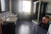 A LOUER Spacieuse villa F8 près de la résidence des charmilles et à proximité direct de l'école Française  D a Ivandry CONTACT FRANCIA 034 02 218 69