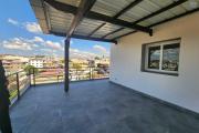 En location appartement de type T3, T4, T5 dans un immeuble neuf de R+4 situ&eacute; &agrave; Mandrimena Iavoloha. Contact Mr Jacky