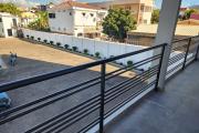En location appartement de type T3, T4, T5 dans un immeuble neuf de R+4 situé à Mandrimena Iavoloha. Contact Mr Jacky 0340244304