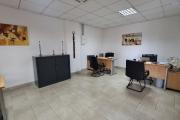 A louer local commercial de 25m2 à ivandry  034 02 218 69