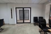A louer local commercial de 25m2 à ivandry  034 02 218 69