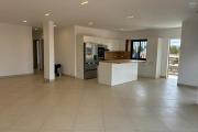 Un appartement T5 s&eacute;curis&eacute; &agrave; Mahatony Ivandry ( CONTACT LALAINA )