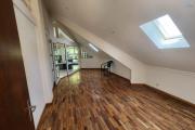 EN LOCATION - un appartement duplex de type T5 situé à Faravohitra. Contact Mr Jacky 0340244304