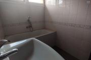 A louer, maison F4 en plein centre ville, dans une résidence à Ankorondrano (contact Felana 0341654755)