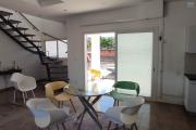a louer une maison en duplex F3 avec toit- terrasse à andoharanofotsy tel 034 02 218 69
