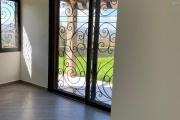 Une villa F5 dans une à étage à Ambatobe ( CONTACT LALAINA 034 08 583 76 )