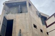 Une villa F5 sur 3 niveaux &agrave; Ambatolampy Timahafotsy ( CONTACT LALAINA )