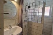 Un appartement T4 meubl&eacute; au RDC &agrave; Ambatobe ( CONTACT LALAINA )